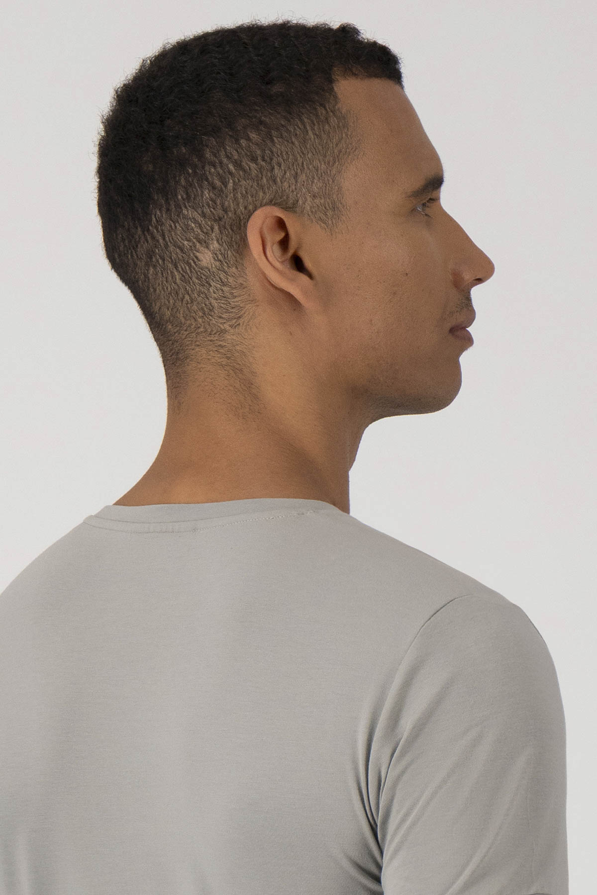 Playera Anatomic Technology Slim Fit image number 5