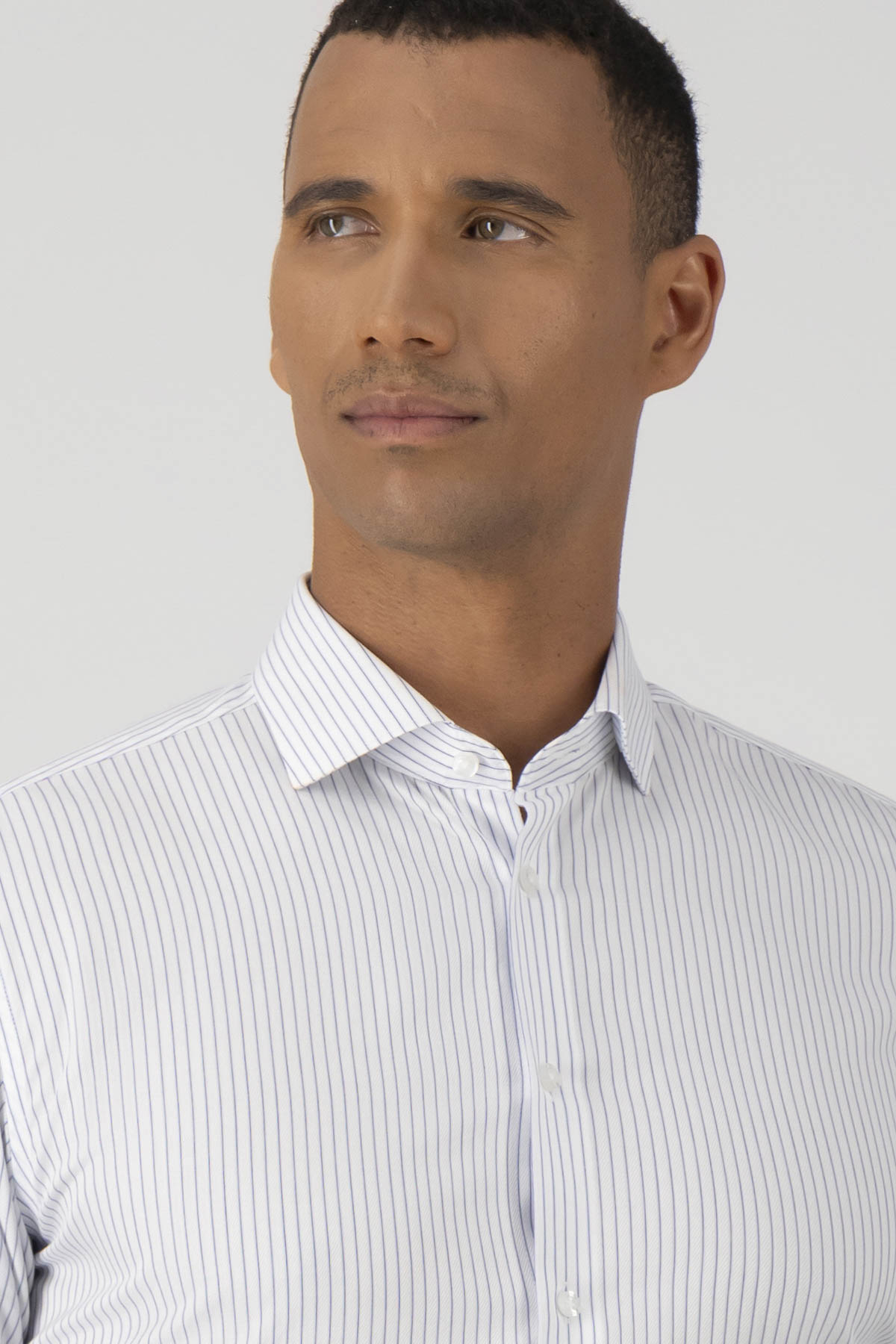 Camisa Non Iron Contemporary Fit image number 1