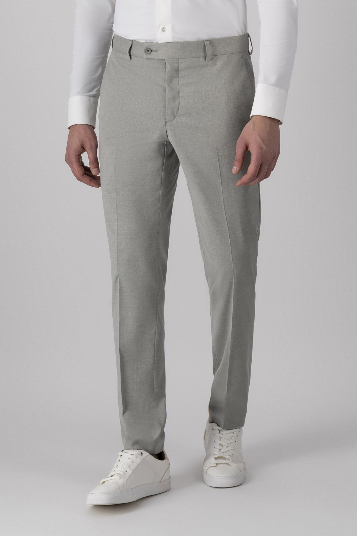 traje roberts red