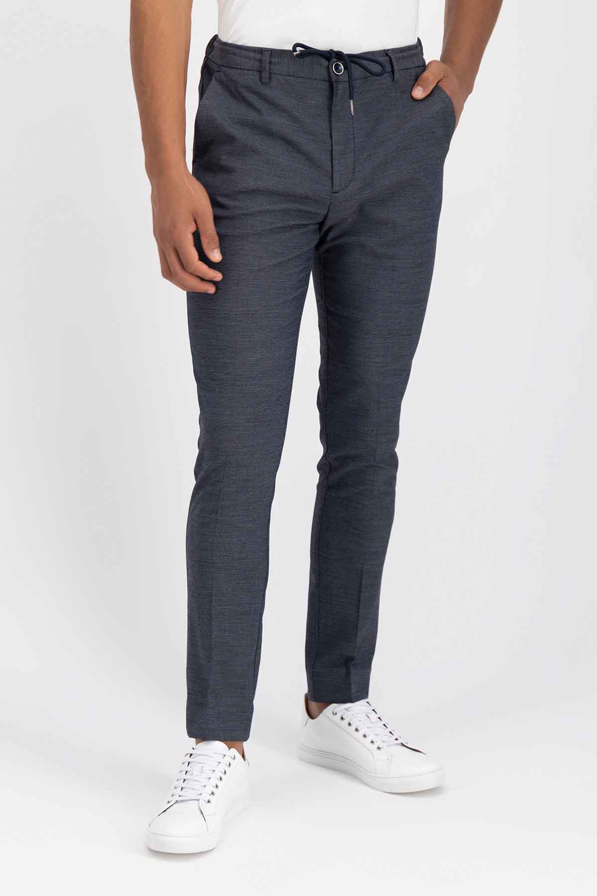 Pantalón Casual Roberts Red Slim Fit