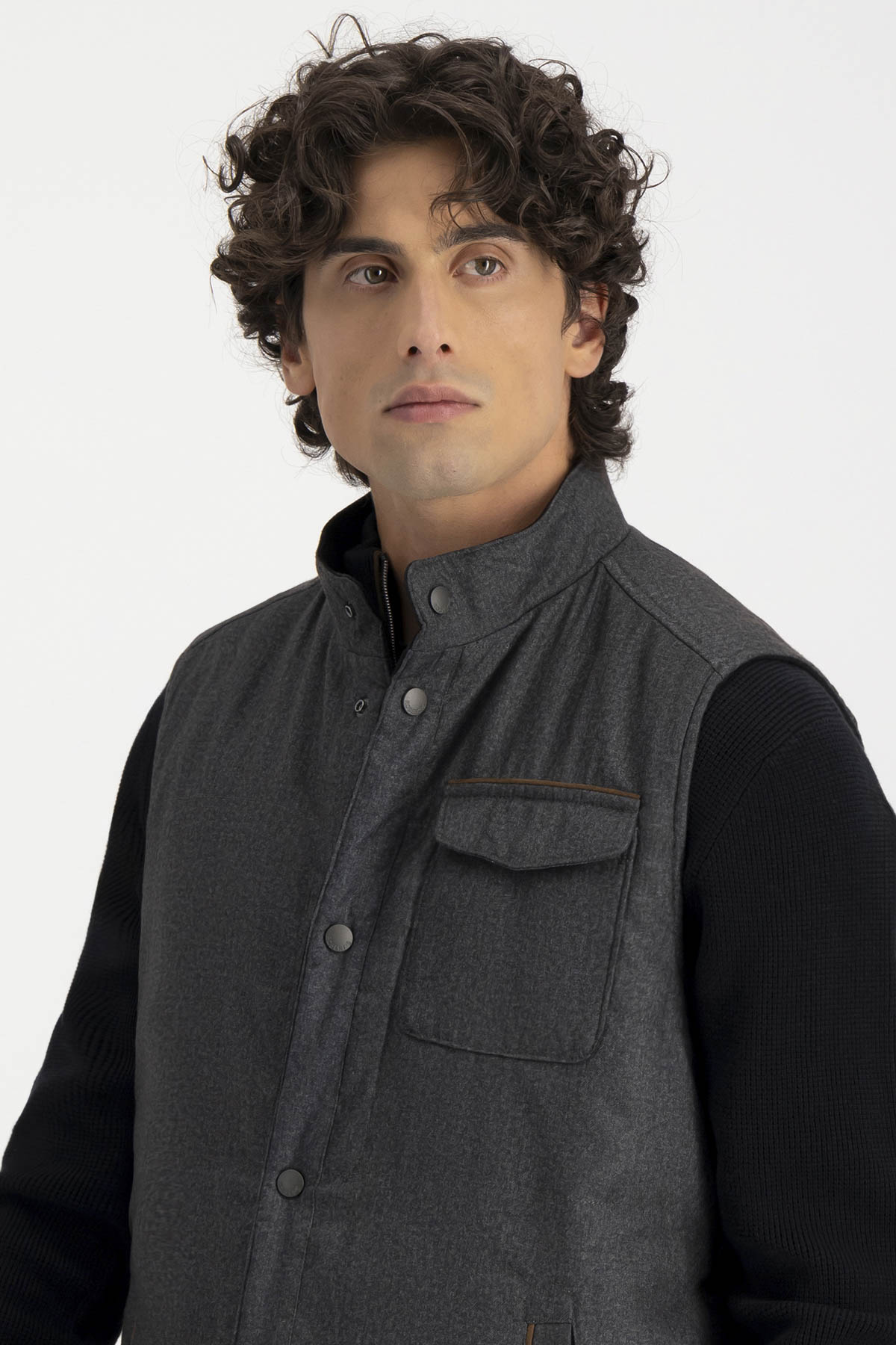 Chale Contemporary Fit Negro