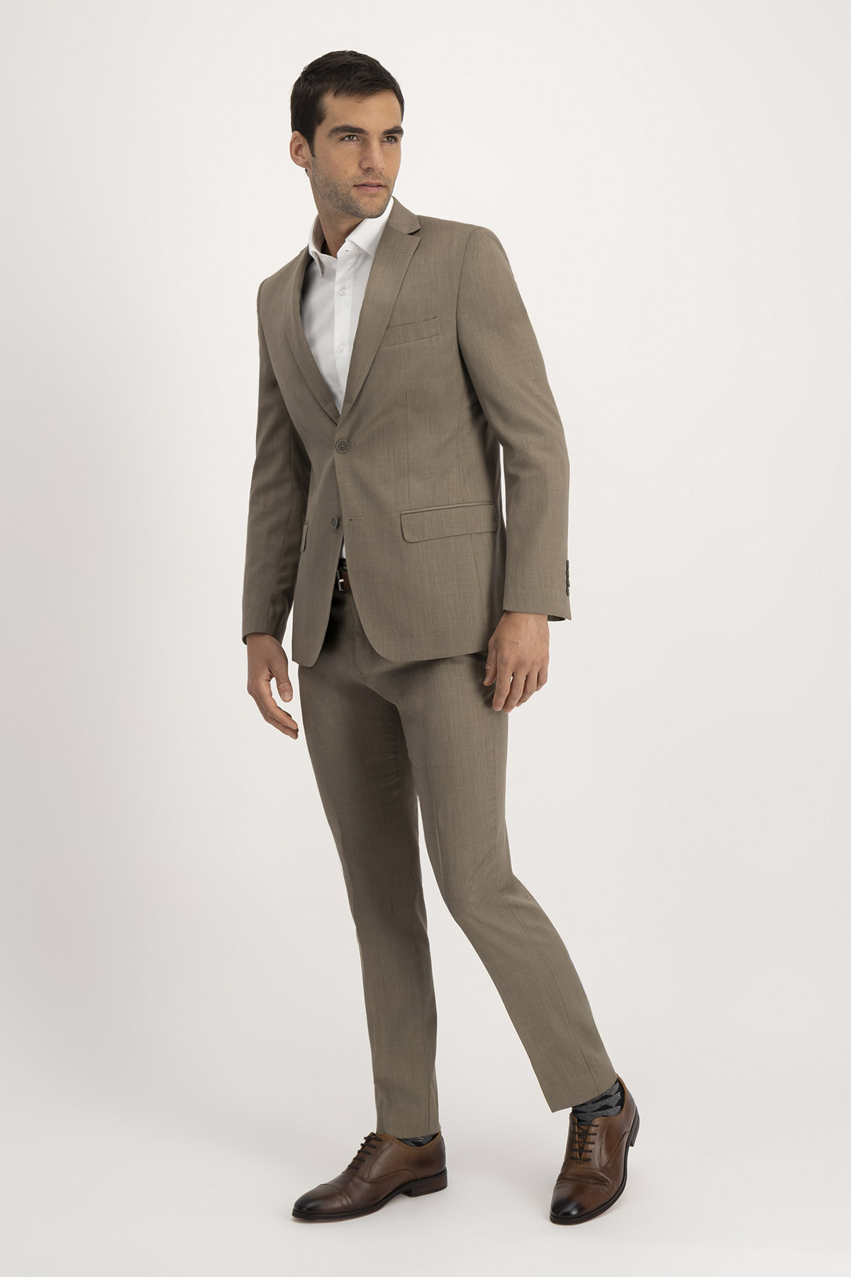 Traje Roberts Red Café Slim Fit