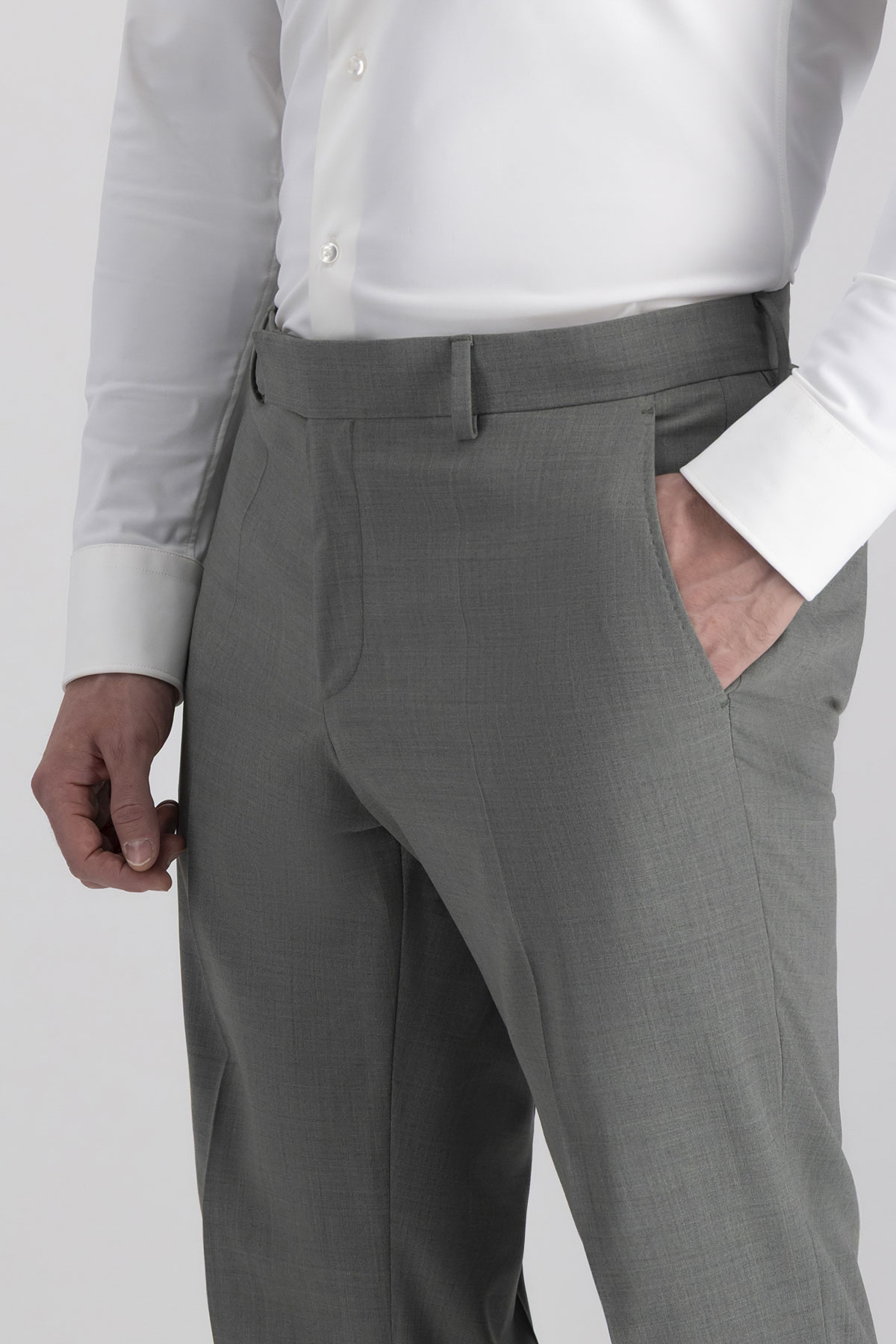 Pantalón Formal De Lana Virgen image number 2