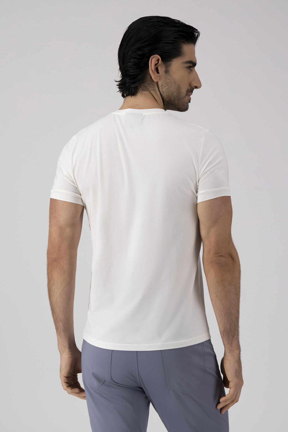 Playera ANATOMIC TECHNOLOGY Roberts Red Slim Fit Blanco