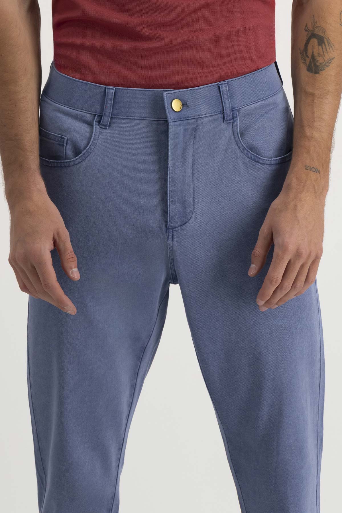 Pantalón Casual Slim Fit image number 1