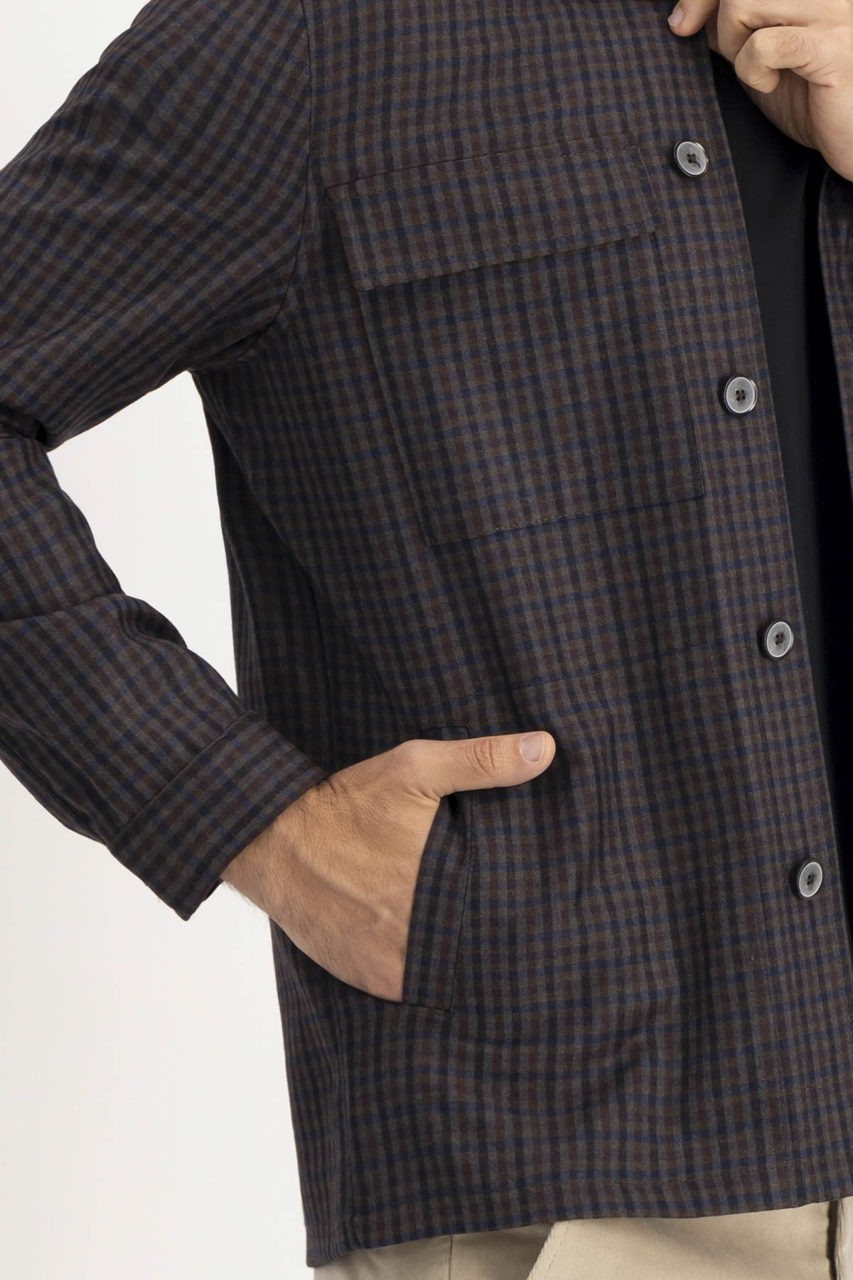 Sobrecamis Slim Fit Café canela