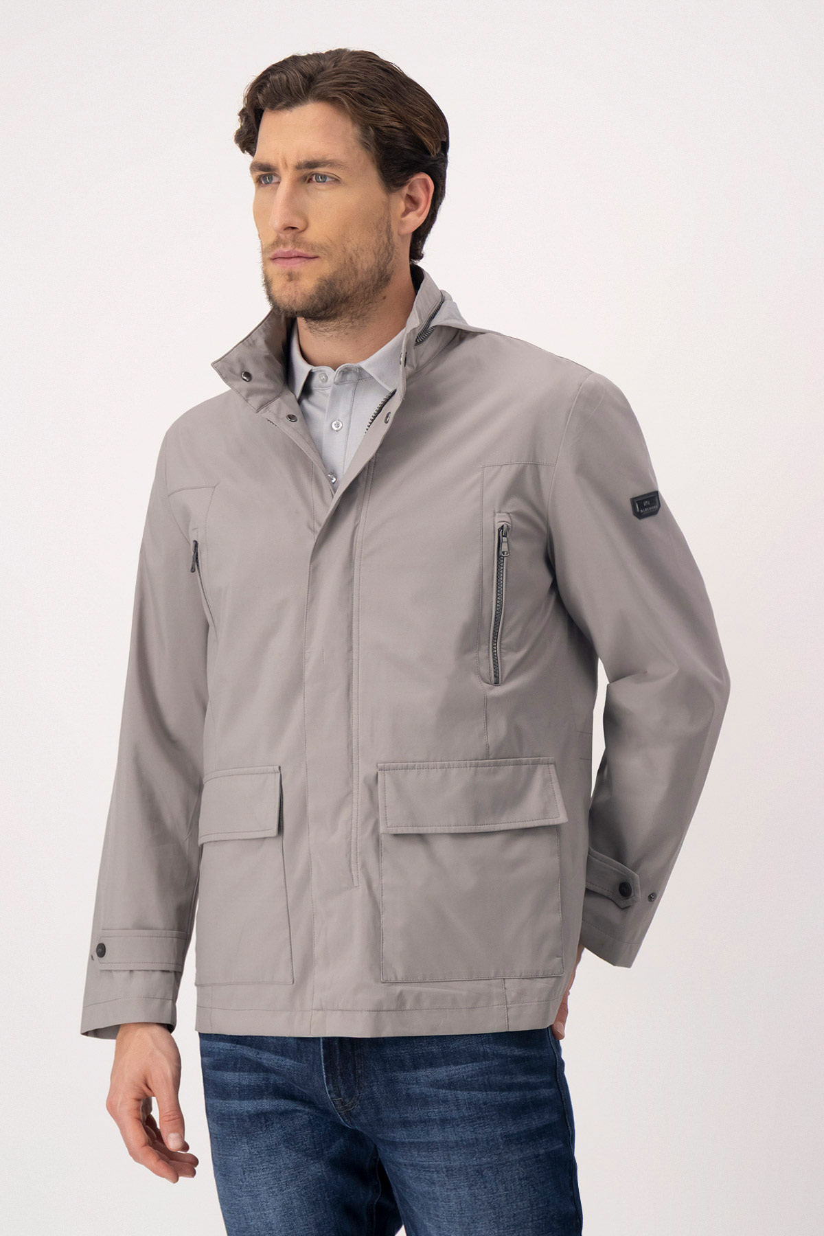 Chamarra Contemporary Fit Beige