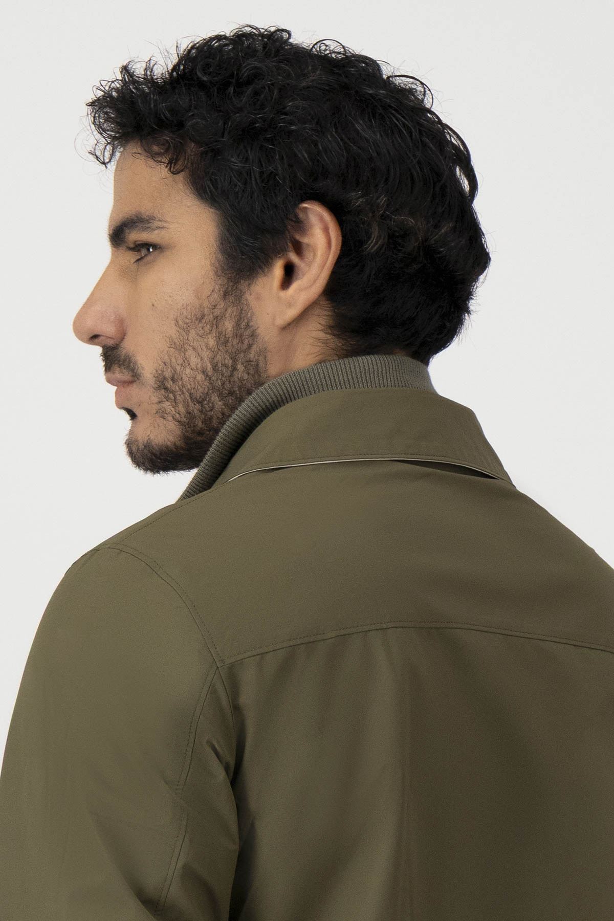 Chamarra Reversible Modern Fit image number 3