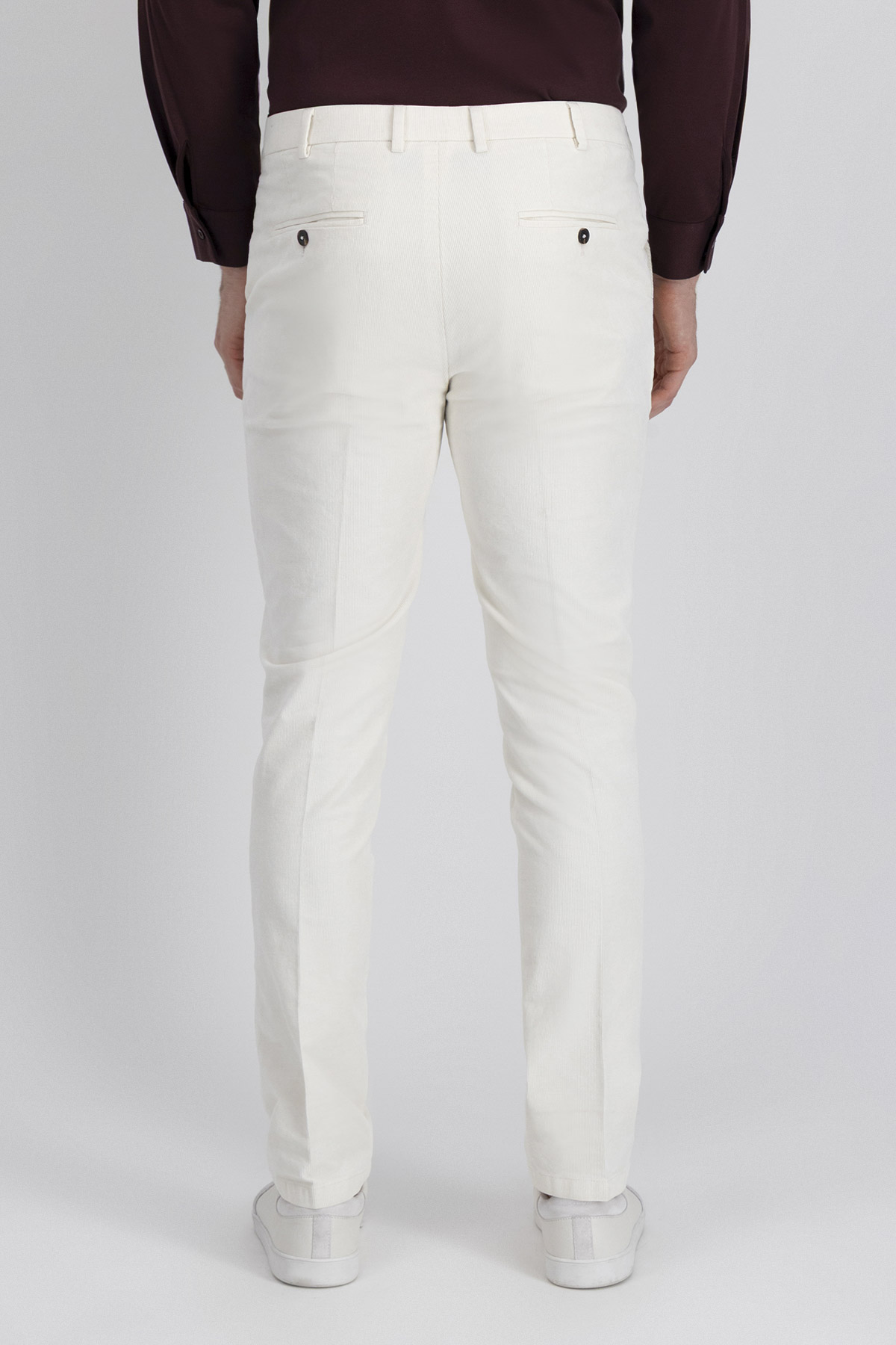 Pantal&oacute;n Contemporary Fit image number 1