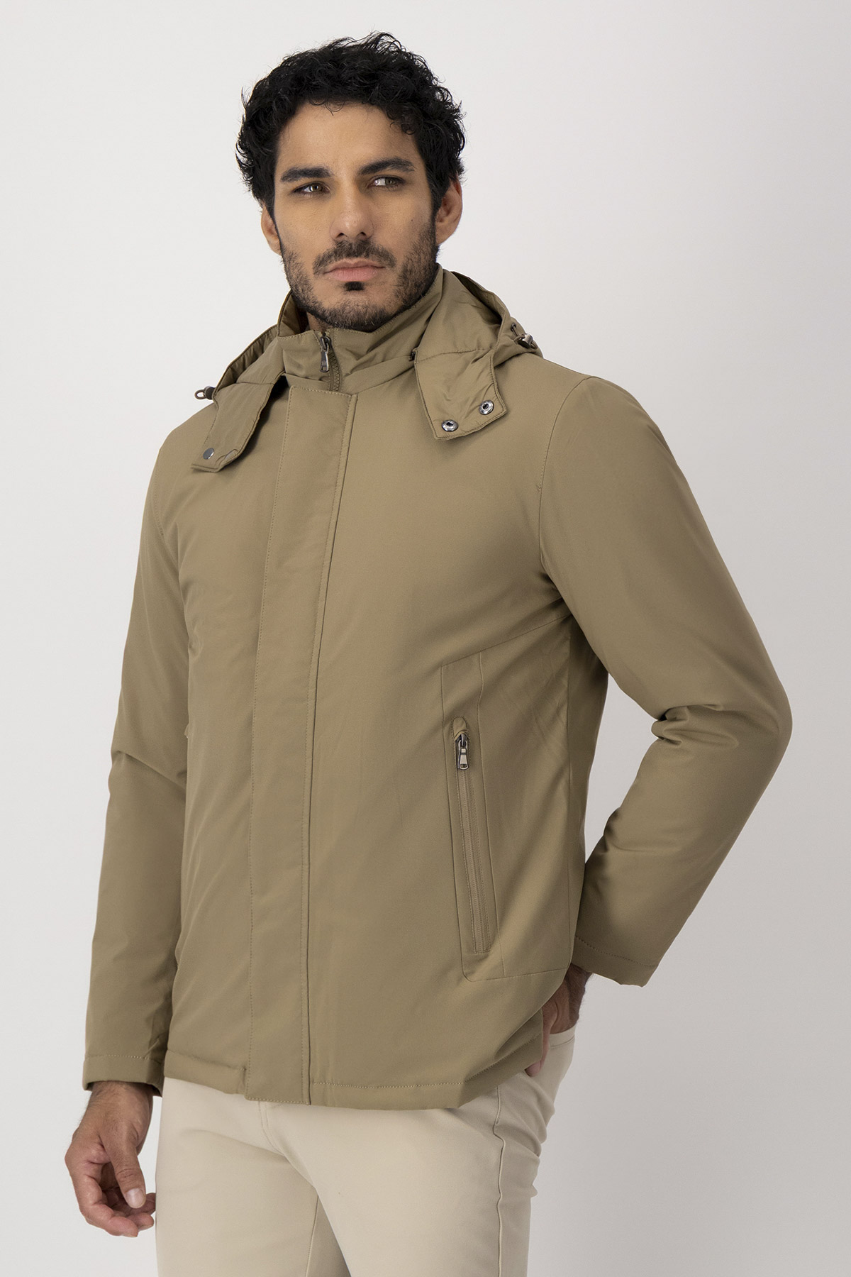 Chamarra Modern Fit image number 2