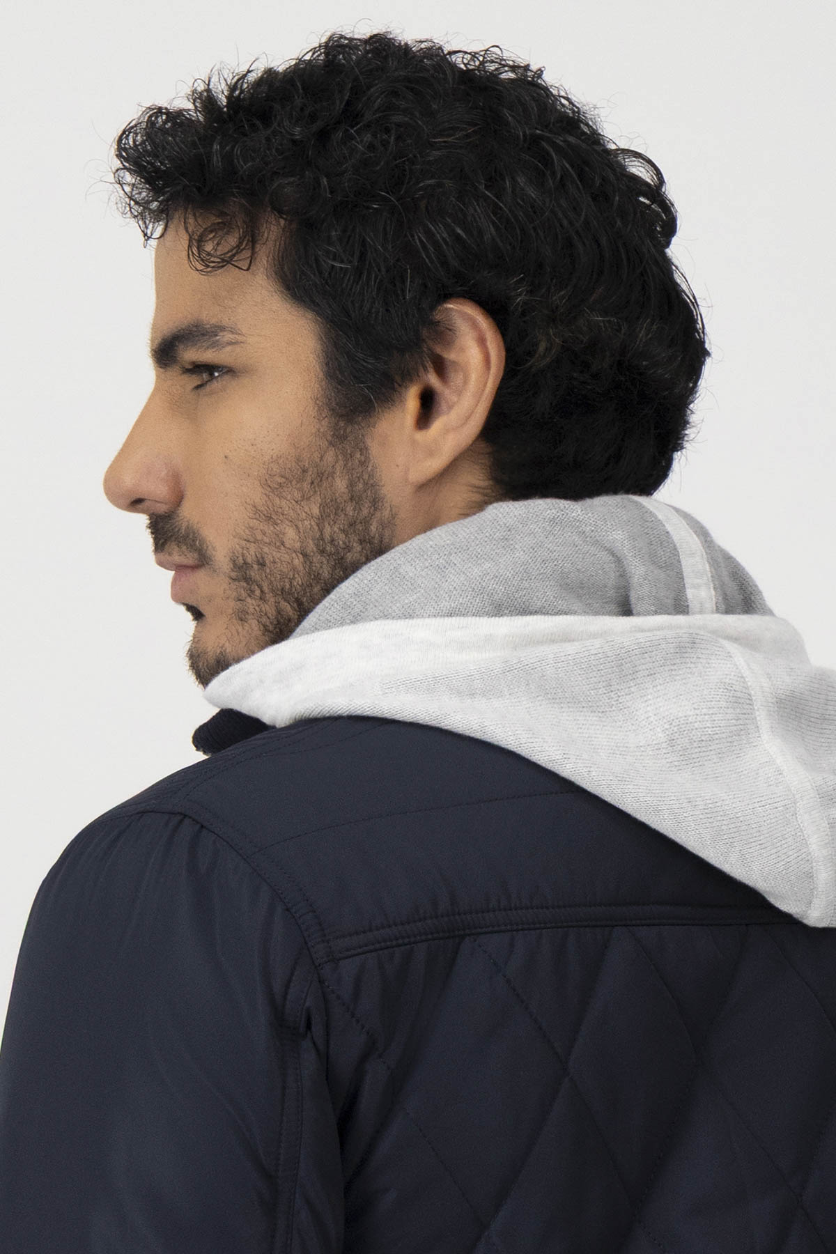 Chamarra Modern Fit image number 4