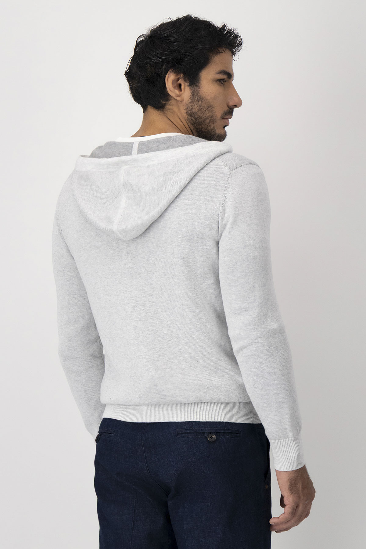 Suéter Premium Cotton Contemporary Fit image number 2